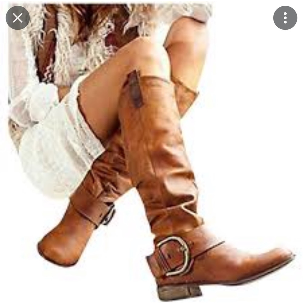 Tan tall boots with buckle